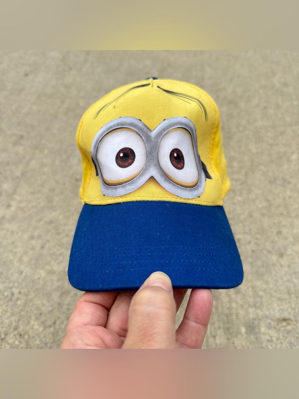 Despicable Me Minion Made Boy's Snapback Hat Blue Yellow OSFM Graphic Logo